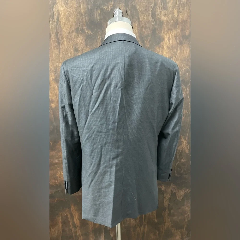 Ermenegildo Zegna Made in Italy‎ Tonal Mini Check Suit Jacket in Charcoal 46 R